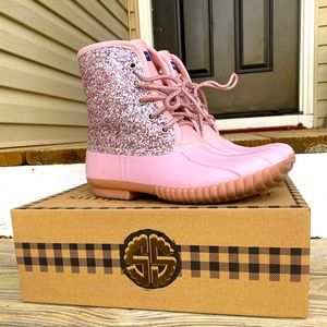 Simply Southern duck boots